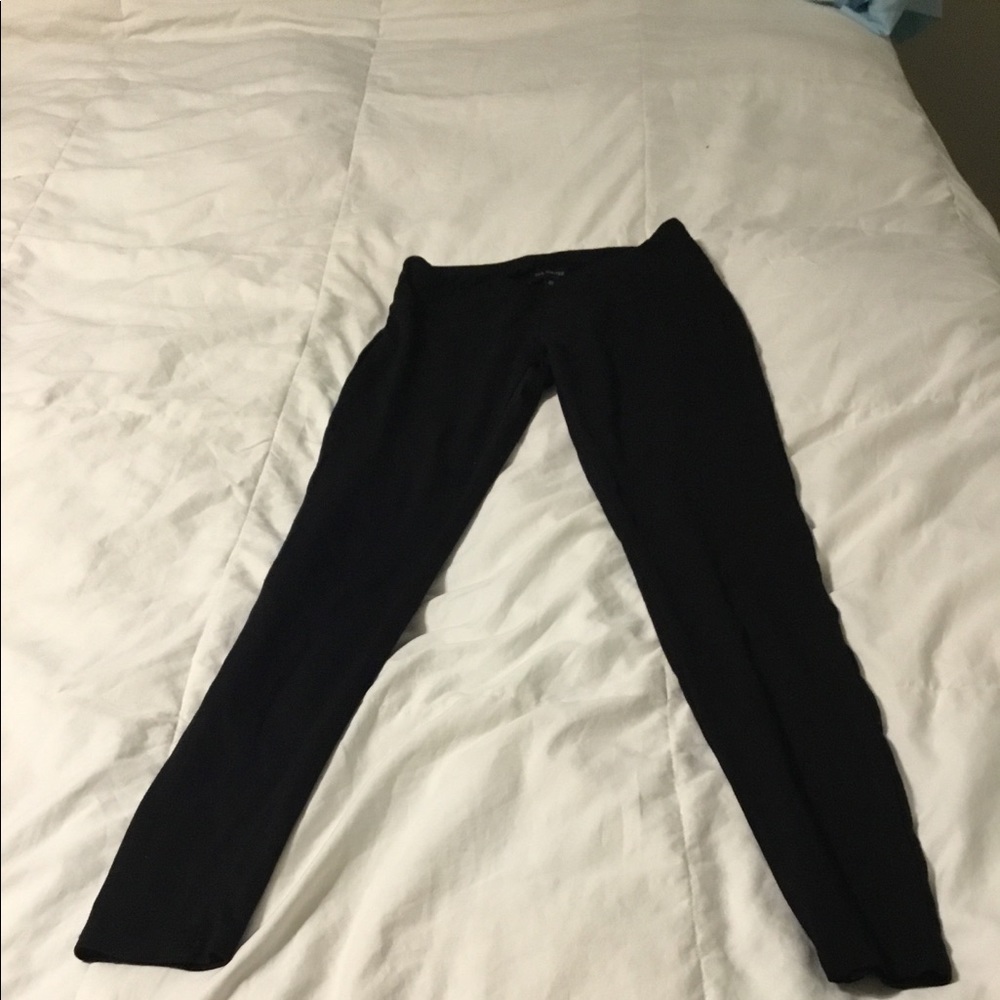 😍BOGO FREE😍 The Limited leggings